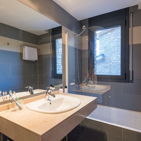 Appartement 6 personnes - (max 4 adultes) 2 Chambres