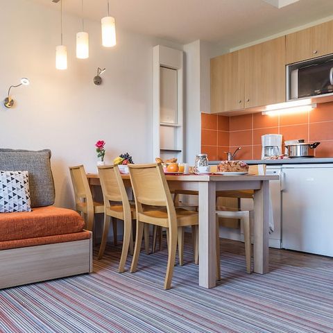 Appartement 7 personnes - 1 CHAMBRE + 1 COIN NUIT - BALCON - VUE MONTAGNE