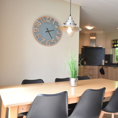 BUNGALOW 6 personnes - D