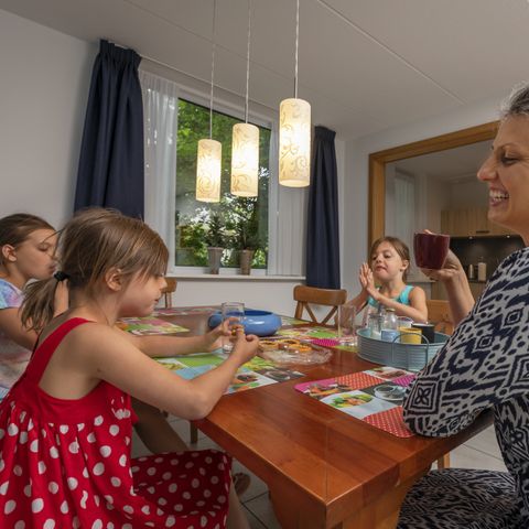 BUNGALOW 6 personnes - C