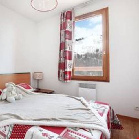 APPARTEMENT 4 personnes - (max. 2 adultes) St F.Longchamp Belle Vue