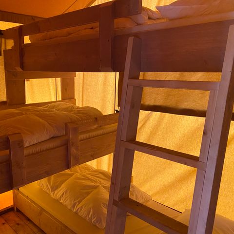 TENTE TOILE ET BOIS 5 personnes