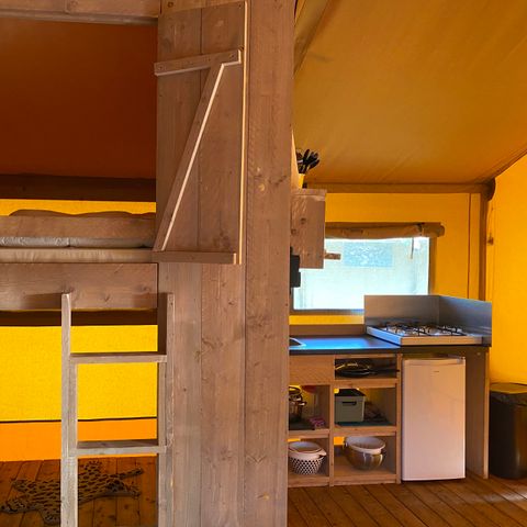 TENTE TOILE ET BOIS 6 personnes