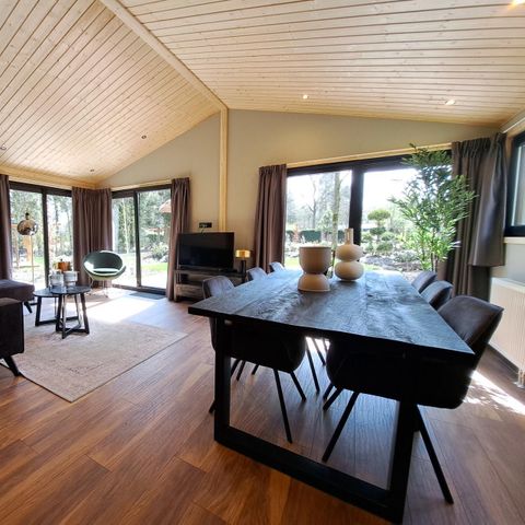 CHALET 6 personnes - Hackfort Wood Hot tub