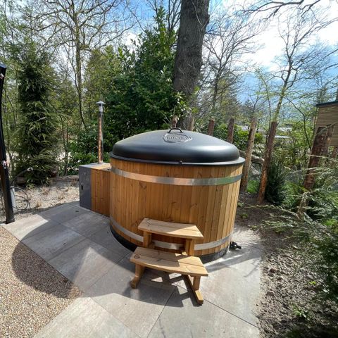 CHALET 6 personnes - Hackfort Wood Hot tub