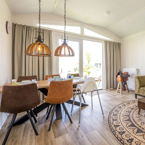 LODGE 6 personnes - Stip le Poney incl. lit d'enfant