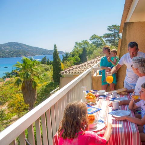 APPARTEMENT 6 personnes - G/221_2 PIECES CABINE 6 PERSONNES