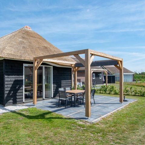 VILLA 6 personnes - 6B