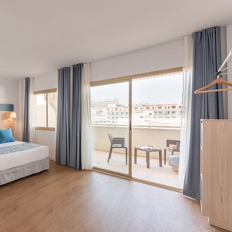 Chambre 2 personnes - Chambre d'hôtel standard C2