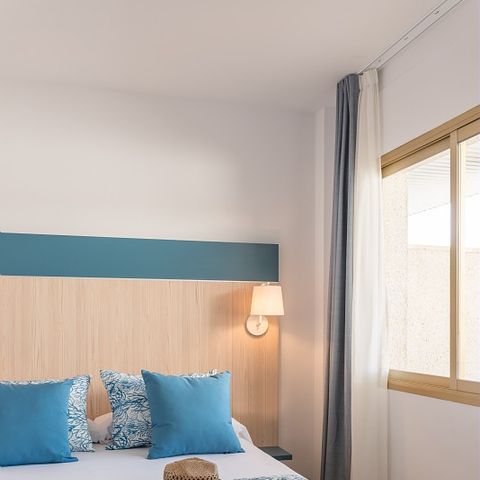 Chambre 2 personnes - Chambre d'hôtel standard C2