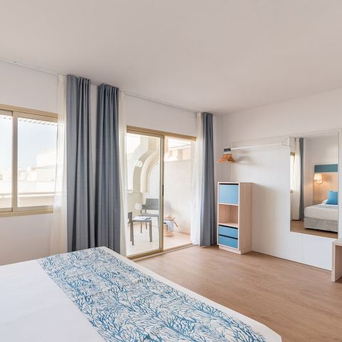 Chambre 2 personnes - Chambre d'hôtel standard C2