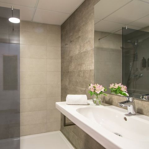 CHAMBRE 2 personnes - Chambre Double - Balcon
