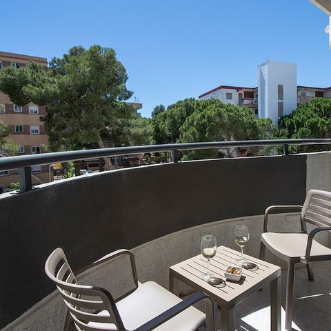 CHAMBRE 3 personnes - Chambre Double + lit d'appoint - balcon