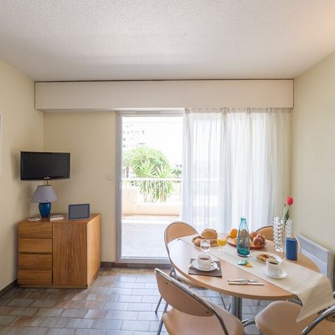 Studio 4 personnes - 1 coin - Nuit - Vue port