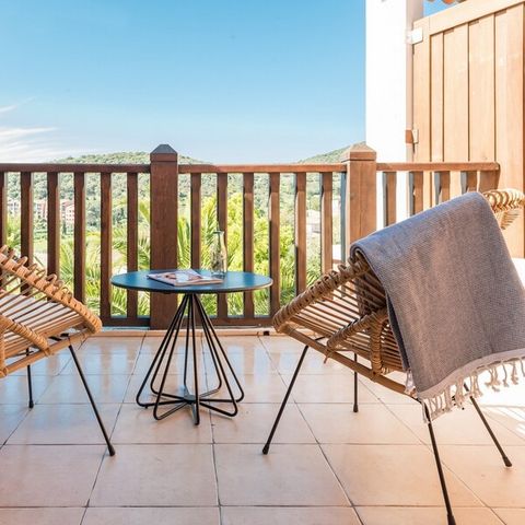 Chambre 4 personnes - D'hôtel - Quadruple - 1 alcôve - Terrasse ou balcon