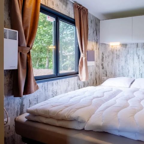 BUNGALOW 4 personnes - Midi suivant