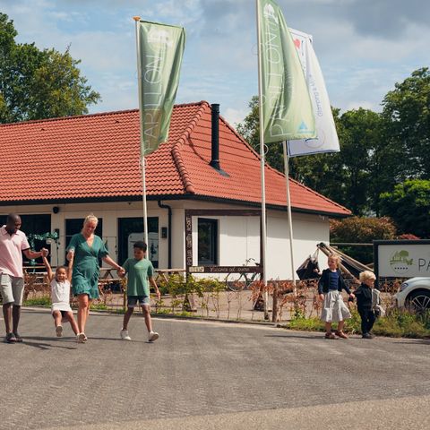 Papillon Country Resort - Camping Dinkelland - Image N°4