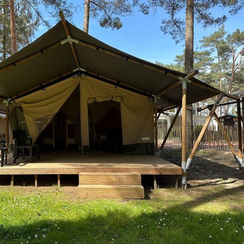 TENTE TOILE ET BOIS 4 personnes