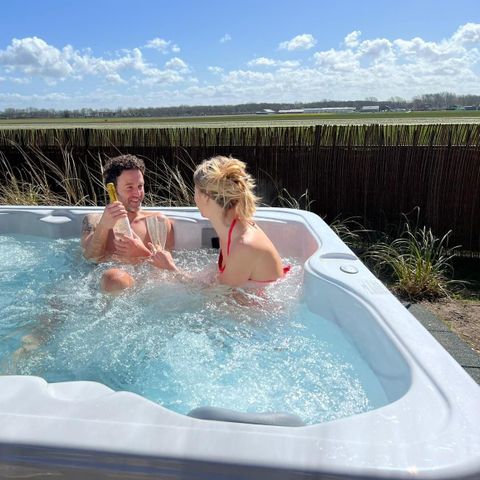 APPARTEMENT 4 personnes - Deluxe rénové avec jacuzzi