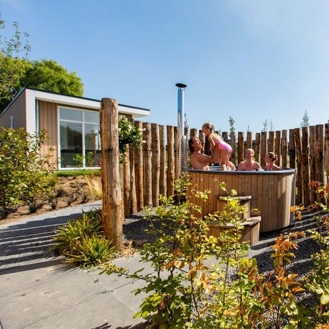 BUNGALOW 5 personnes - Veluwe farmhouse 2+3 Hot tub