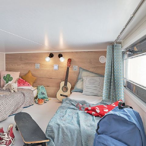 HÉBERGEMENT INSOLITE 4 personnes - 11