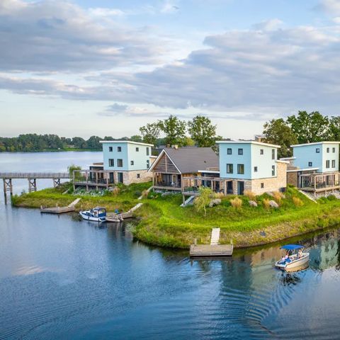 Landal Marina Resort Well - Camping Bergen - Image N°2