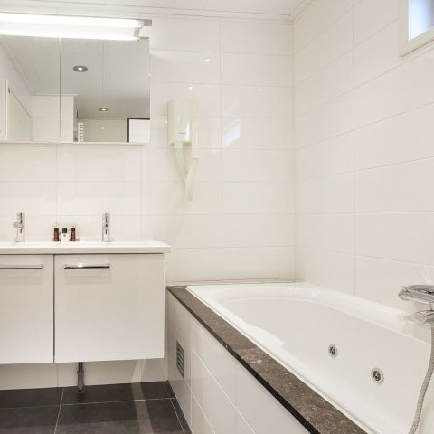 VILLA 4 personnes - 4L1