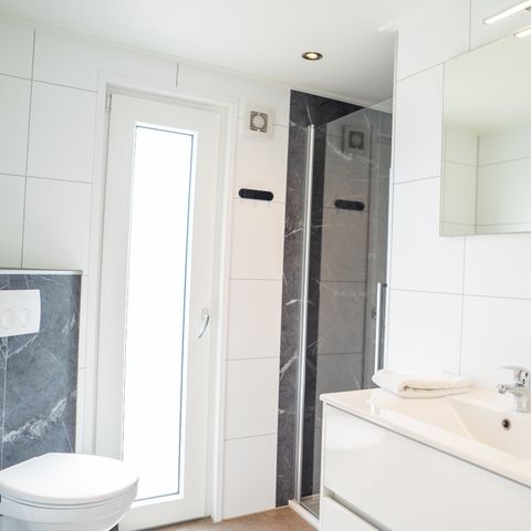 LODGE 4 personnes - Bois Vue sur l'eau