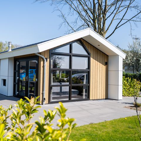 Lodge 4 personnes - Wood Waterzicht avec jacuzzi