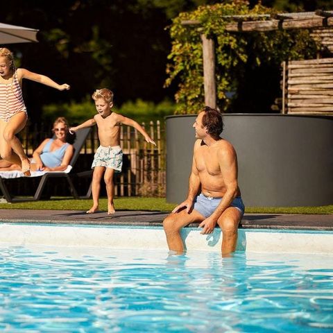 LODGE 6 personnes - Lodge de luxe + bain à remous