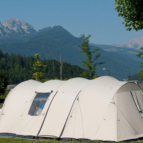 Emplacement - Sanitaires privés tout confort à proximité