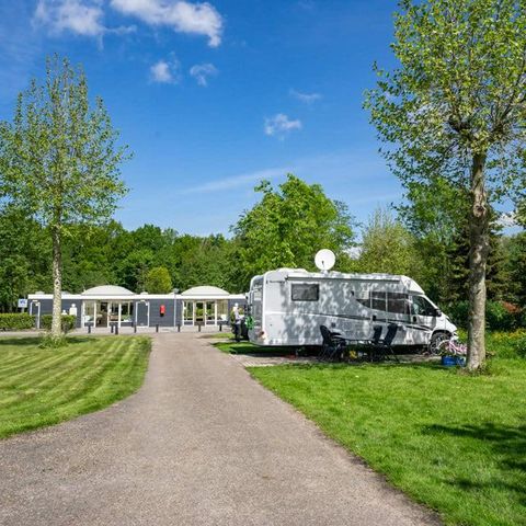Emplacement - Aire de stationnement pour camping-cars « Comfort »