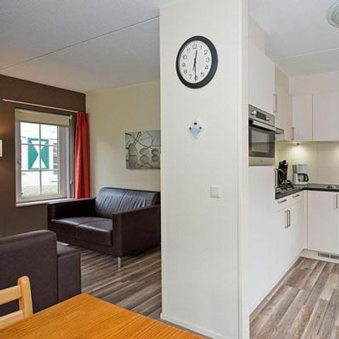 BUNGALOW 4 personnes - avec véranda et air conditionné rez-de-chaussée