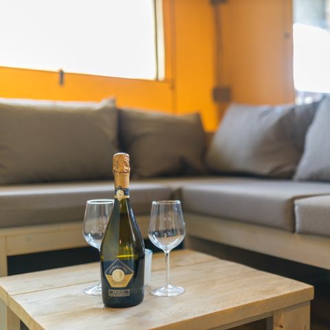 TENTE TOILE ET BOIS 6 personnes - 4-6ST