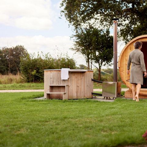 MAISON 4 personnes - Amalia 4 avec sauna et bain à remous