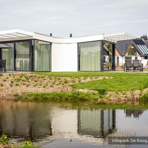 VILLA 8 personnes - Famille de luxe (1-8p)