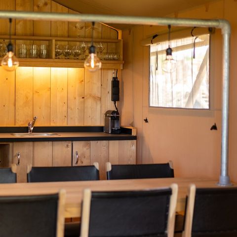 Tente en toile et en bois 8 personnes
