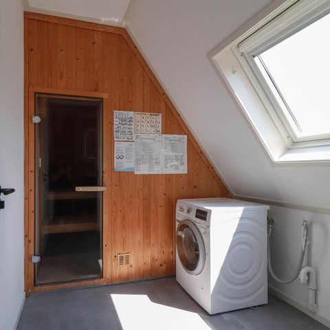 Hébergement pour groupe 10 personnes - Beachvilla Royaal avec jacuzzi et sauna de bien-être
