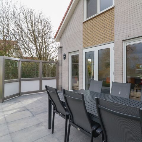 BUNGALOW 5 personnes - Interrupteur