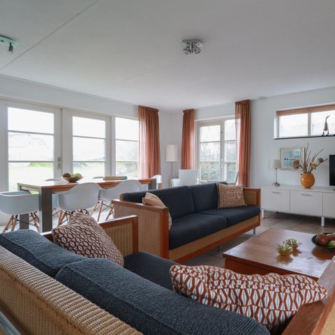 VILLA 6 personnes - Villa en bord de mer avec sauna et bain à remous