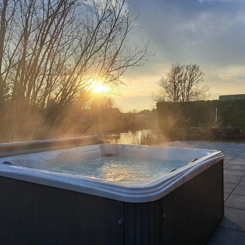 Hébergement pour groupe 12 personnes - Beachvilla XL avec bain à remous Wellness