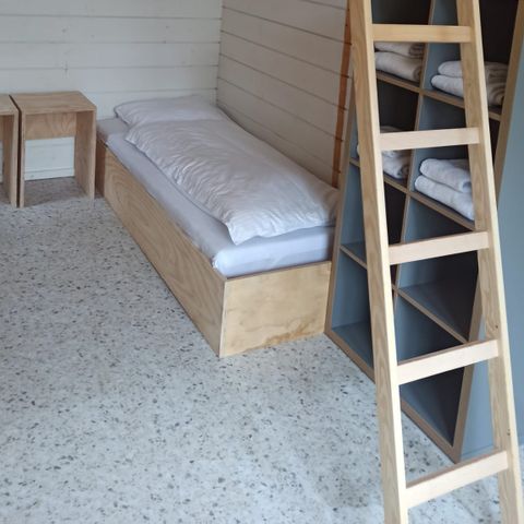 BUNGALOW 4 personnes - Rénovation d'une cabane en rondins de base