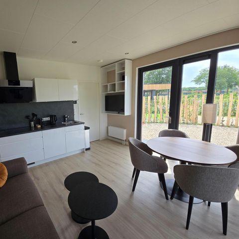 MAISON 2 personnes - Amalia avec sauna et bain à remous