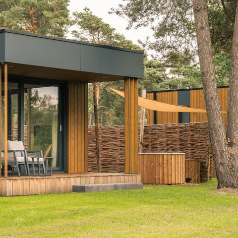 Lodge 2 personnes - Pavillon d'eau avec bain à remous