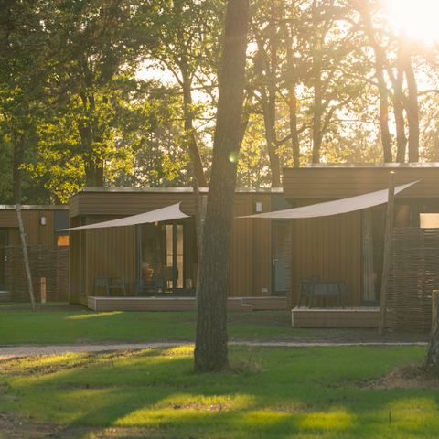Lodge 2 personnes - Spa avec bain à remous et sauna intérieur