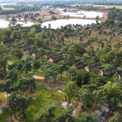 LODGE 4 personnes - Pavillon forestier avec bain à remous et sauna