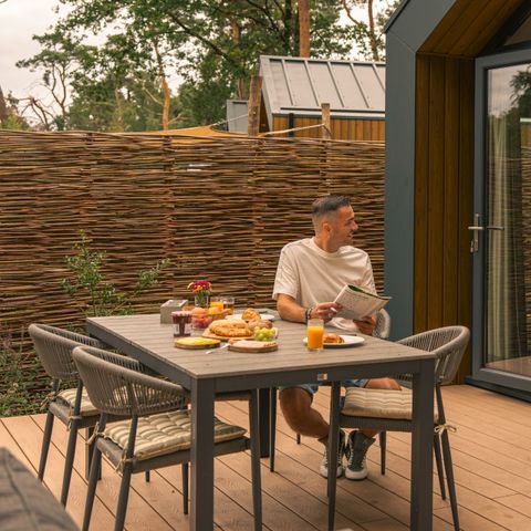 Lodge 4 personnes - Pavillon forestier avec bain à remous et sauna