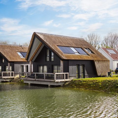 BUNGALOW 6 personnes - Ponceau Barge à queue noire Eau