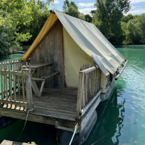 HÉBERGEMENT INSOLITE 2 personnes - Cabane du LAC flottante