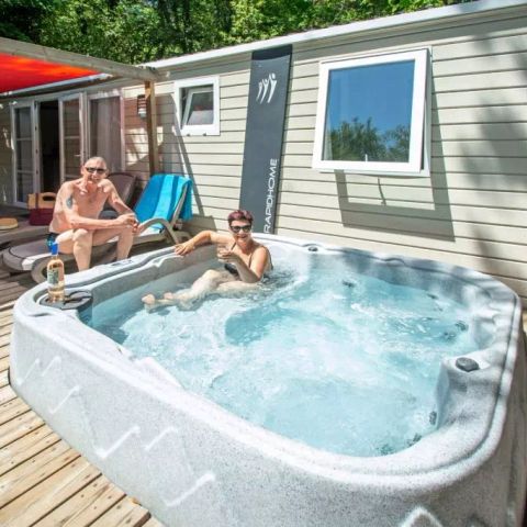 BUNGALOW 6 personnes - Cottage Romarin 4 Pièces 6 Personnes Climatisé Spa Privatif